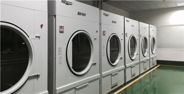 開(kāi)洗衣廠賺錢嗎，開(kāi)洗衣廠如何賺錢